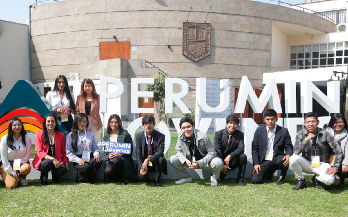 perumin-jovenes